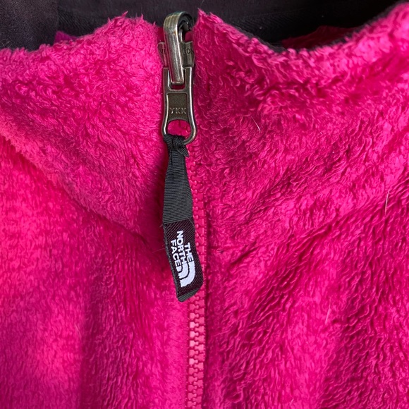 The north face classic fleece zip up in pink - Picture 7 of 8
